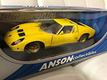 1/18 オートアート ランボルギーニ ミウラ SV イエロー オートアート コンポジット 1/18 ランボルギーニ ミウラ SVR
